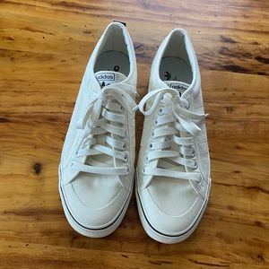 Men’s Adidas Nizza Low Canvas Shoes